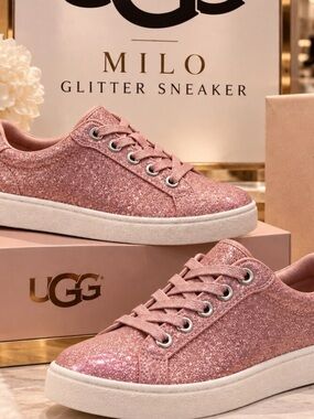 8 UGG,  W Milo Glitter Sneakers Pink US 8 NEW